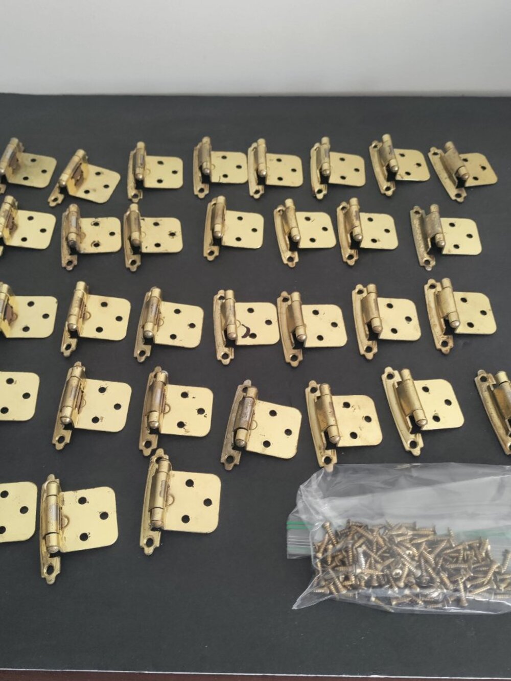 32 Lot Reliabilt Brass Self-Closing Hinge Lot USED